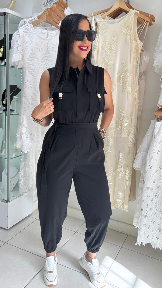 Yoly Jumpsuit (Pre-Orden) orden sale para envío el 8 de Julio.